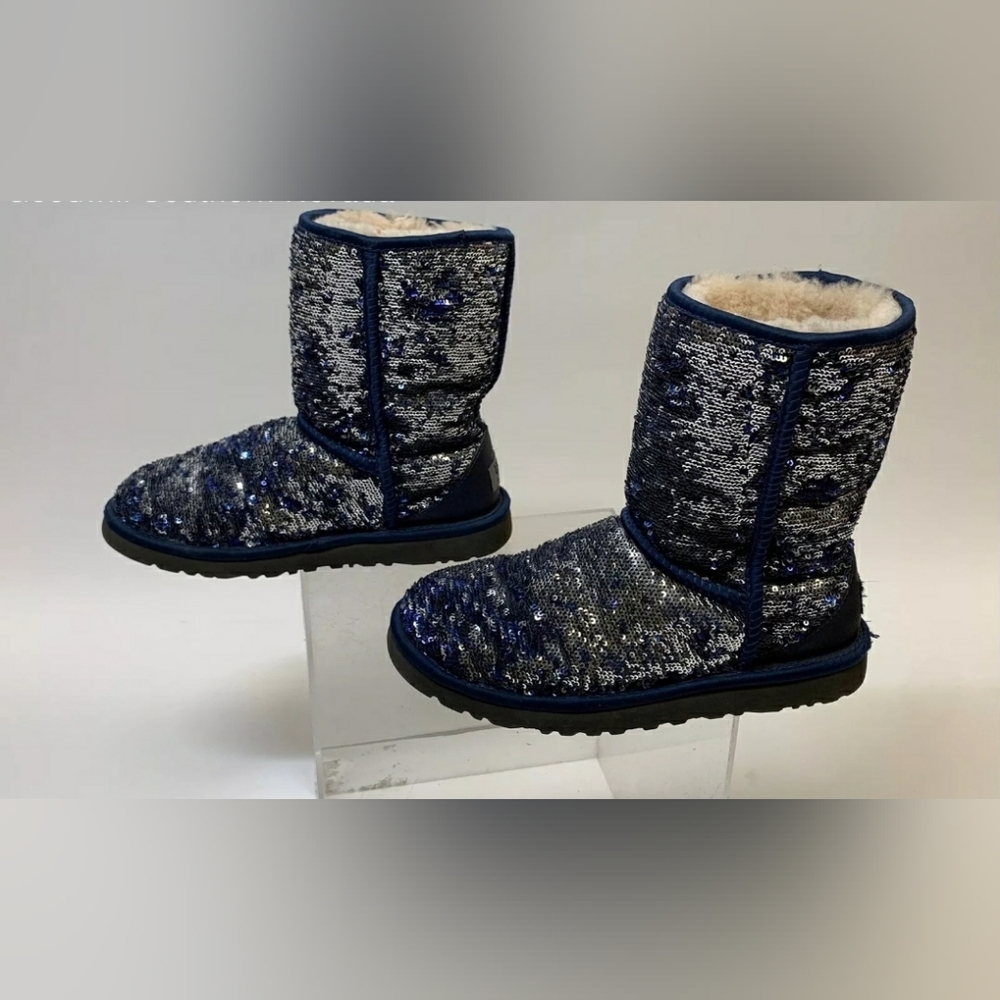Ugg Sequin Blue Silver Shearling Cold Weather / S… - image 2